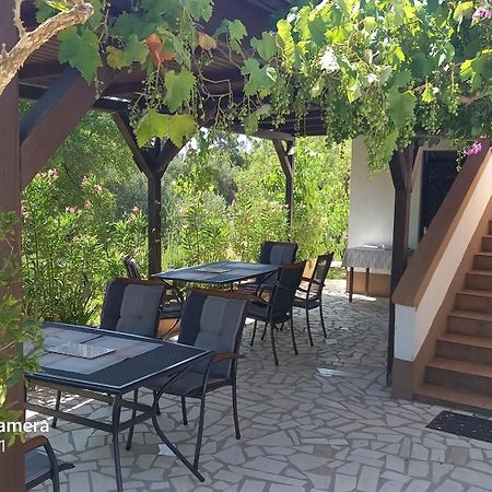 Eco Secluded Apartments Zabodarski Čunski Eksteriør bilde