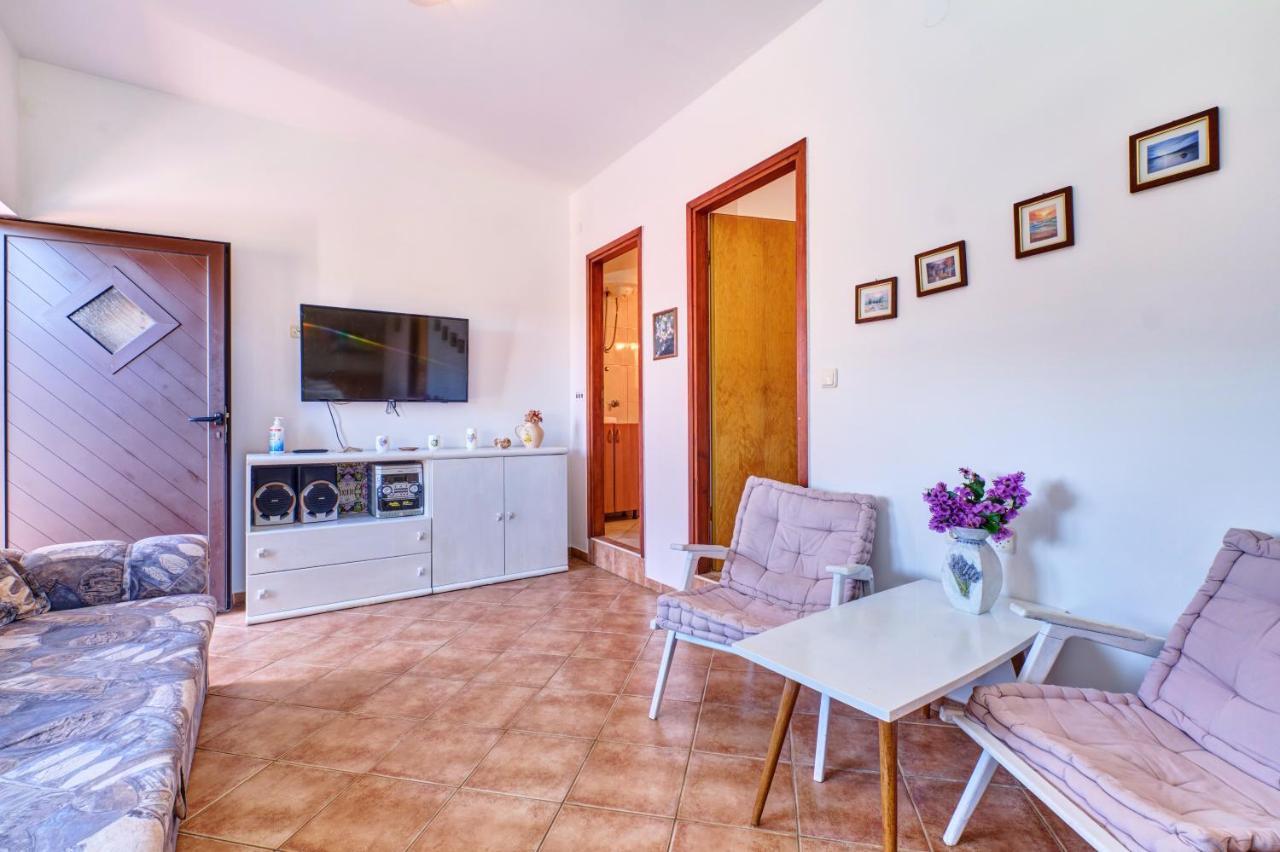 Eco Secluded Apartments Zabodarski Čunski Eksteriør bilde