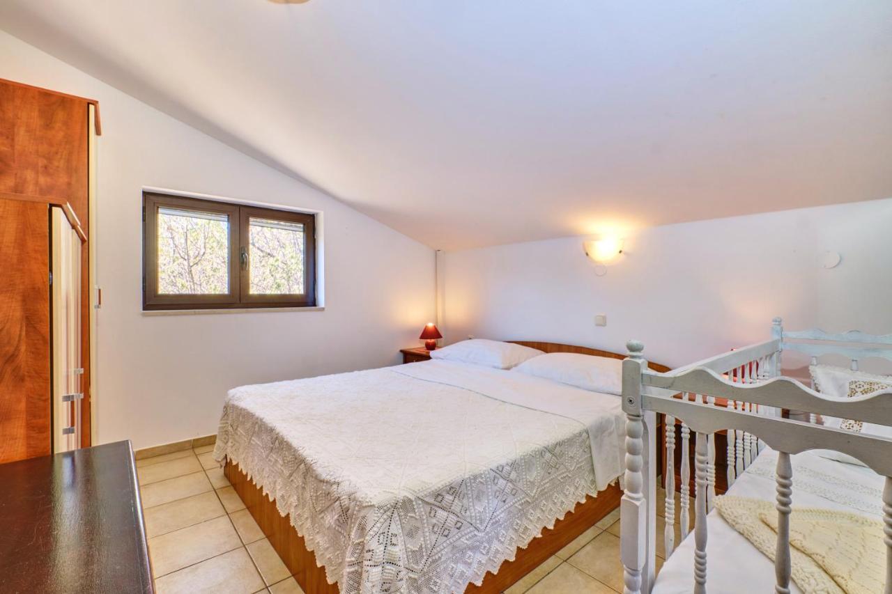 Eco Secluded Apartments Zabodarski Čunski Eksteriør bilde