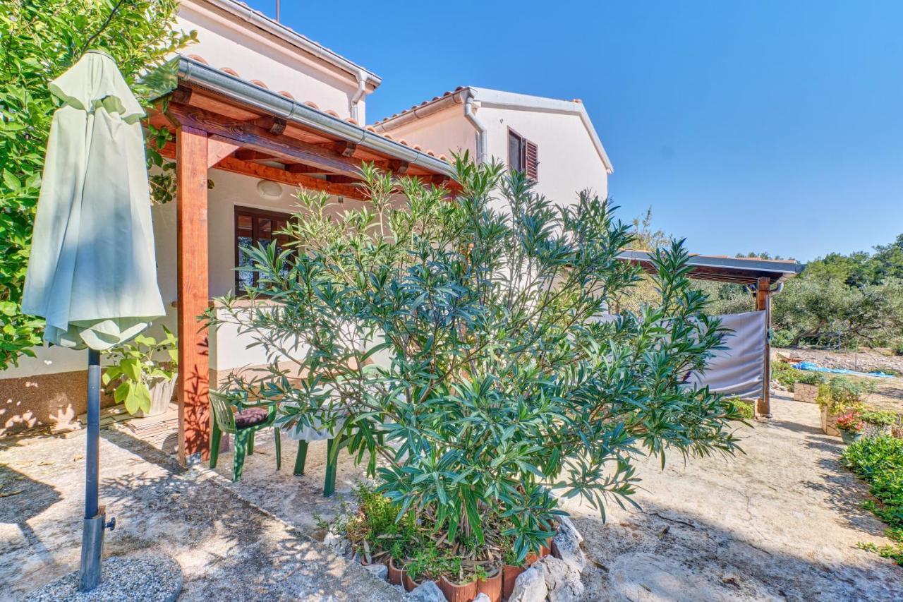 Eco Secluded Apartments Zabodarski Čunski Eksteriør bilde