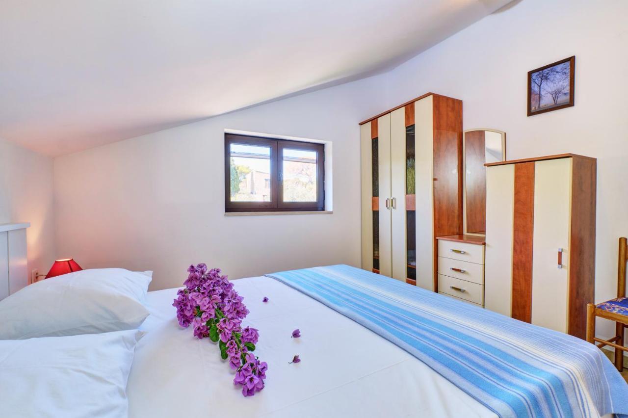 Eco Secluded Apartments Zabodarski Čunski Eksteriør bilde