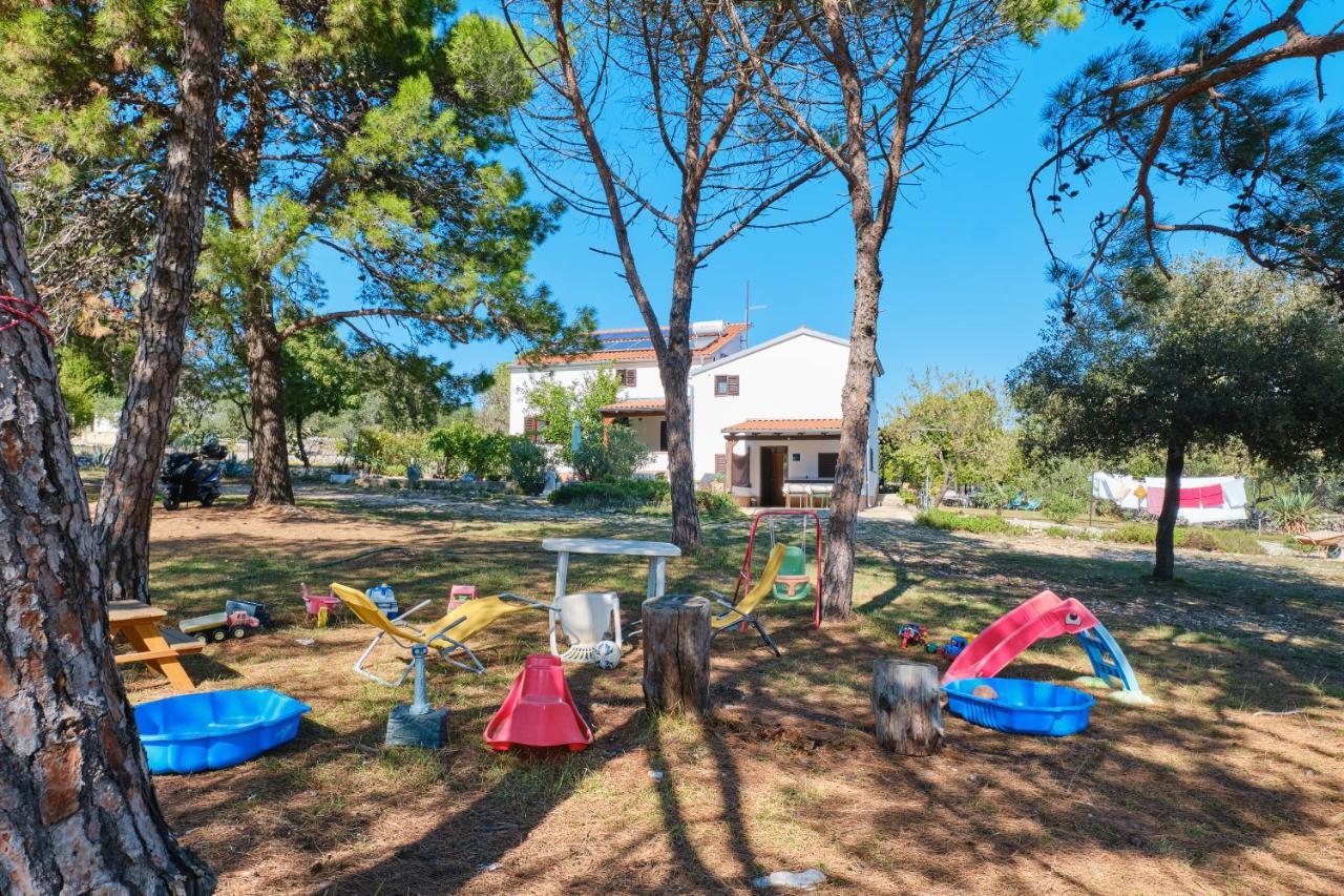 Eco Secluded Apartments Zabodarski Čunski Eksteriør bilde