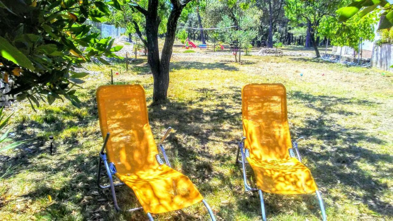 Eco Secluded Apartments Zabodarski Čunski Eksteriør bilde
